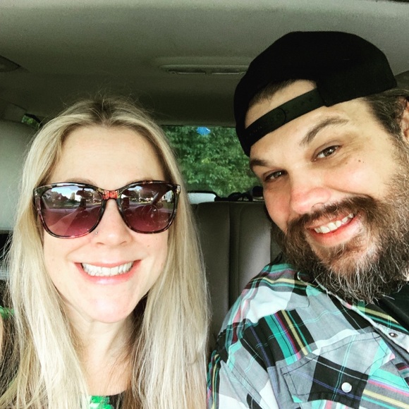 Meet your Posher, Kacy - Picture 3 of 6